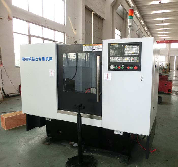 ZY-50数控铣钻攻专用乐动平台_乐动（中国）
侧面图
